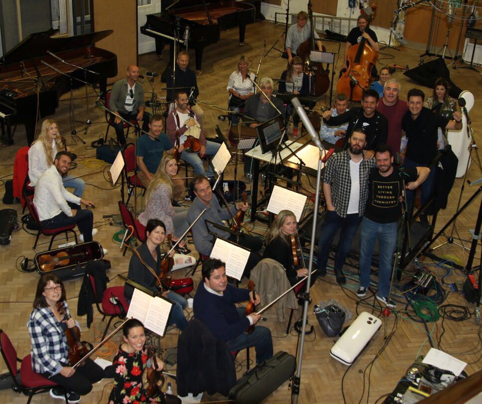 London Metropolitan Orchestra, Pablo López y Kim Fanlo en Abbey Road Studios, UK, 2017