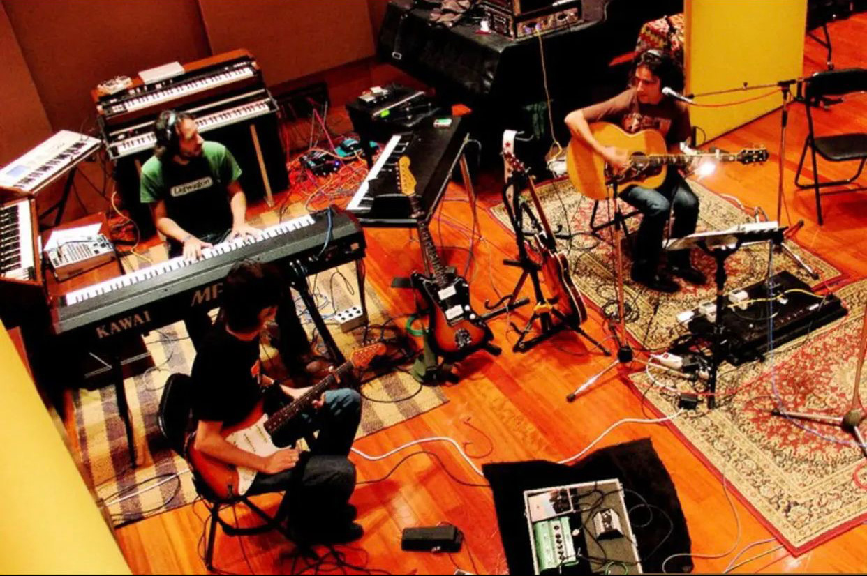 Coti, Diego Olivero y Nico Nieto en PKO Studios, 2005